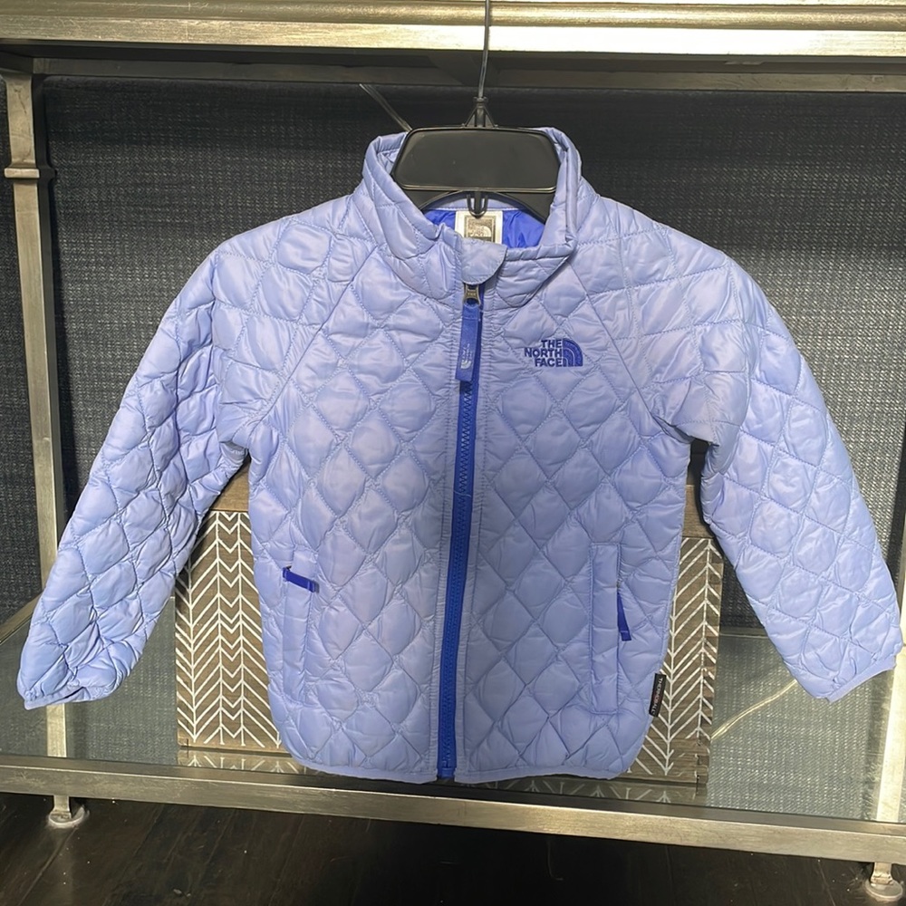 North Face girls Thermoball jacket.